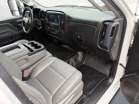 Used 2019 Chevrolet Silverado 2500 W/T w/ WT Convenience Package image 26