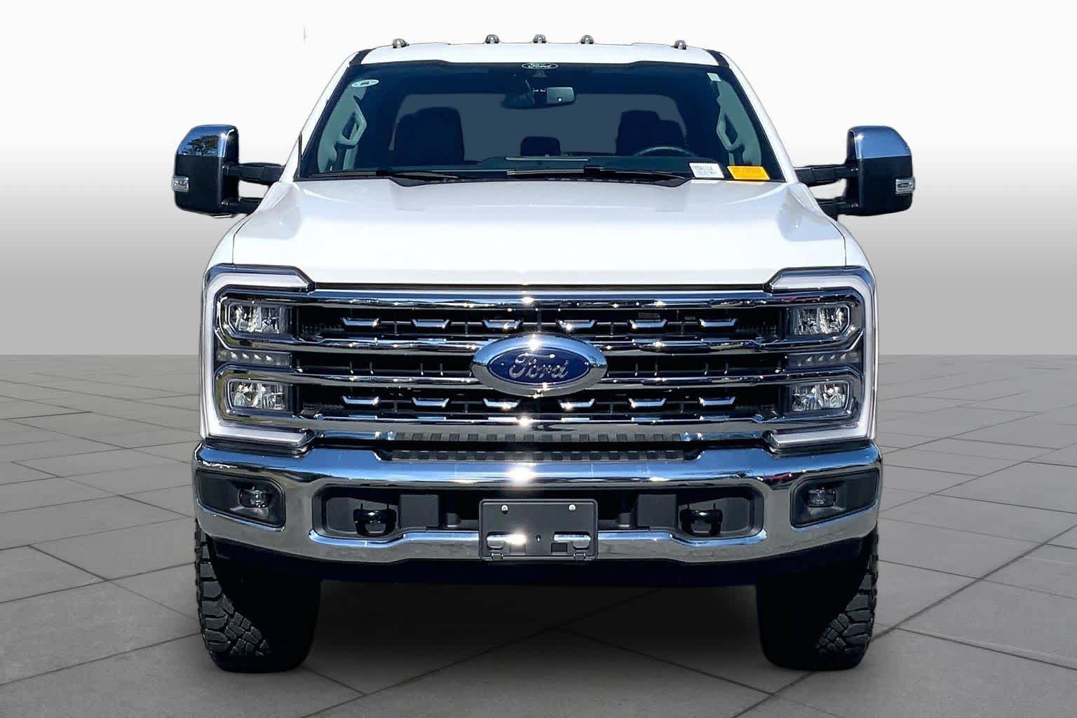 Used 2026 Ford F250 Lariat w/ Tremor Off-Road Package AWD/4WD image 4