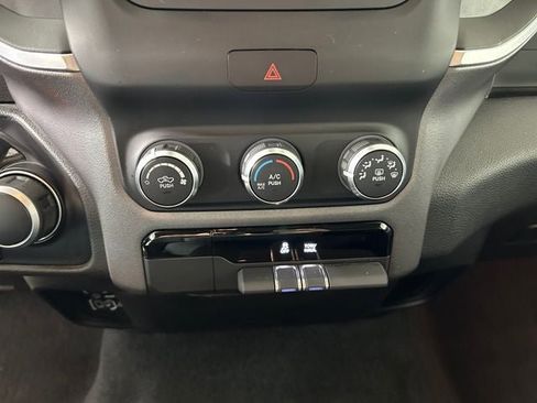 Used 2020 RAM 1500 Big Horn AWD/4WD image 23