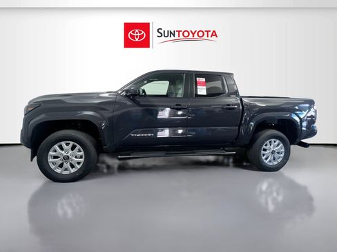 New 2025 Toyota Tacoma SR5 image 7