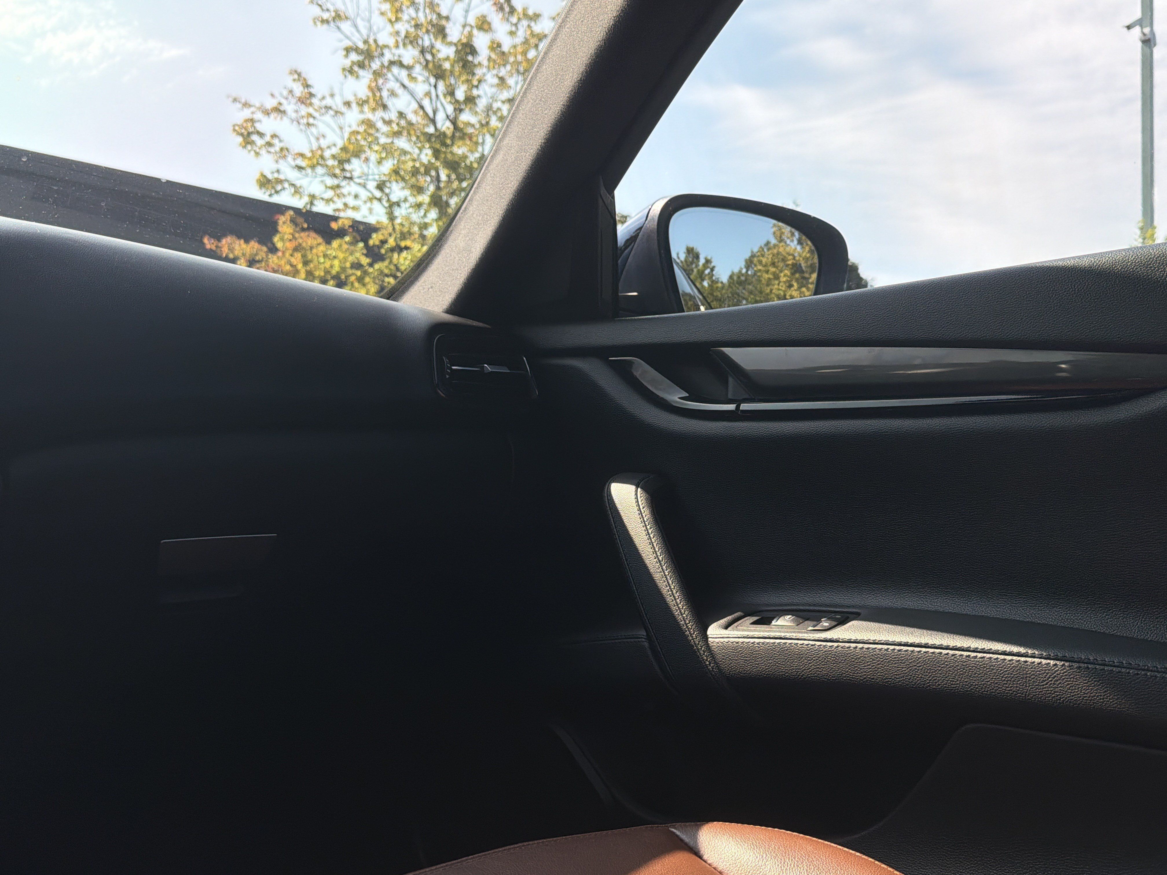 Used 2021 Maserati Ghibli S RWD image 23