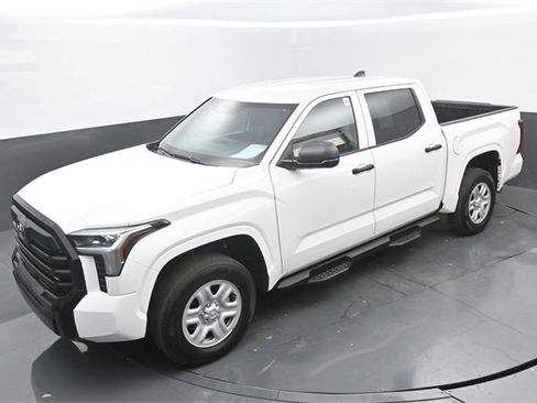 Used 2025 Toyota Tundra SR w/ SR Tow Package image 30