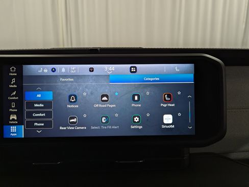 Used 2024 Jeep Wrangler Unlimited Sahara image 24