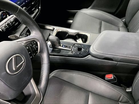 Used 2024 Lexus NX 250 FWD image 16