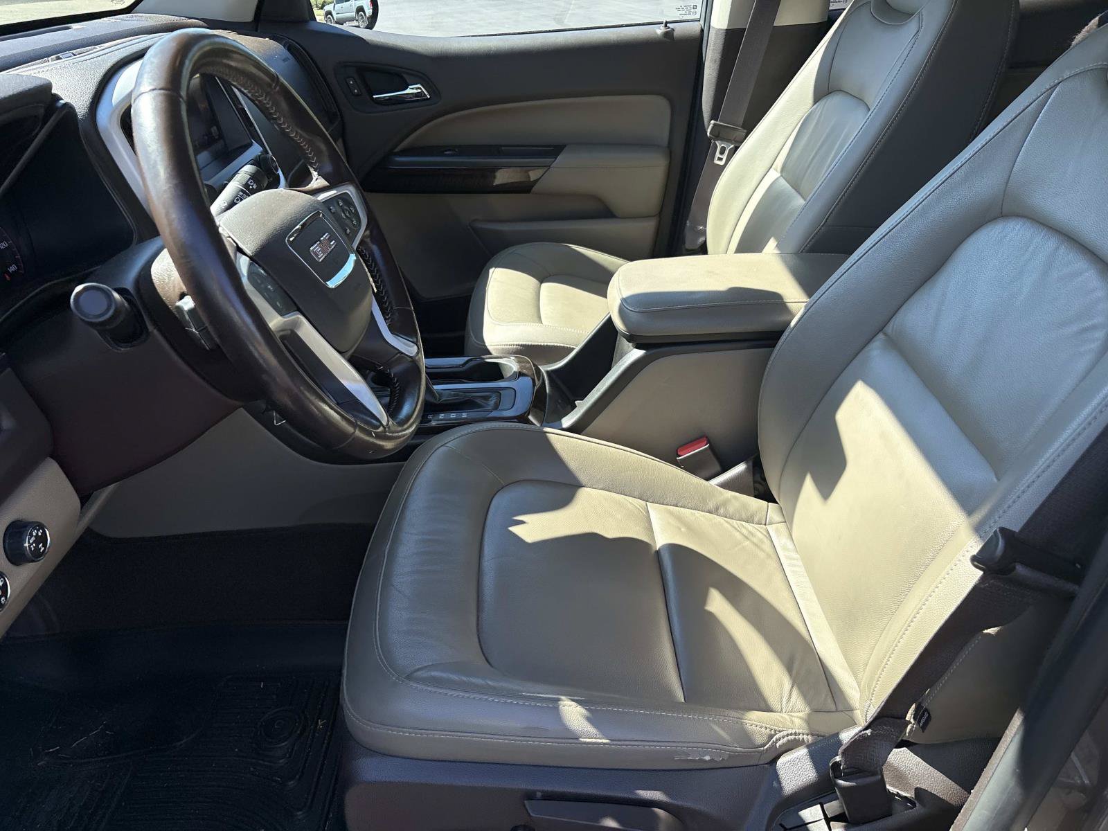 Used 2015 GMC Canyon SLT w/ Driver Alert Package AWD/4WD image 14