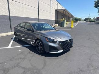 Used 2025 Nissan Altima 2.5 SR FWD video 2