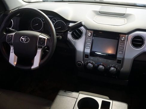 Used 2015 Toyota Tundra SR5 image 23