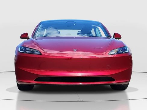 Used 2025 Tesla Model 3 Long Range image 2