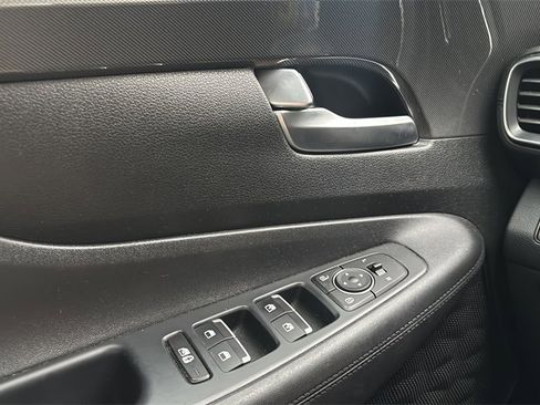 Used 2021 Hyundai Santa Fe SEL w/ Convenience Package image 17
