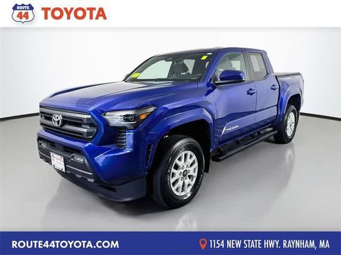 Used 2024 Toyota Tacoma SR5 AWD/4WD image 1