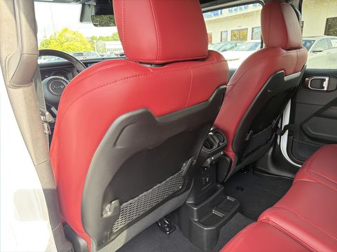 Used 2024 Jeep Wrangler Unlimited Rubicon 392 AWD/4WD image 19