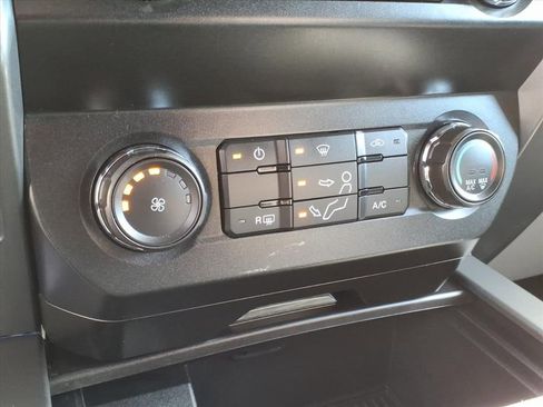 Used 2019 Ford F250 XLT w/ XLT Value Package image 21