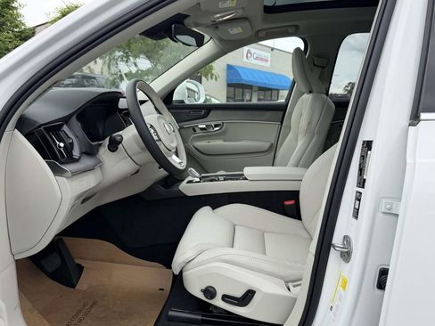 New 2026 Volvo XC90 B6 Ultra w/ Protection Package Premier AWD/4WD image 15