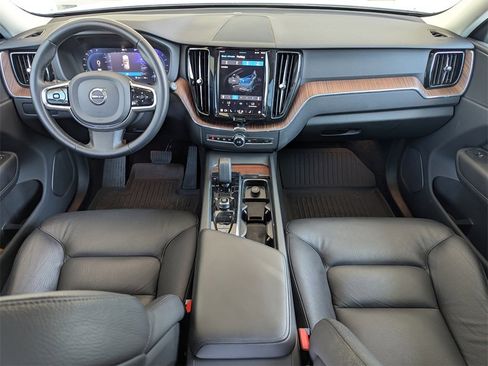 Used 2023 Volvo XC60 B5 Plus w/ Protection Package Premier image 15