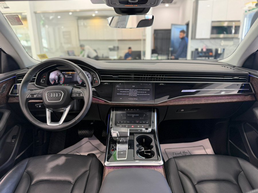 Used 2023 Audi Q8 Premium Plus w/ Premium Plus Package AWD/4WD image 21