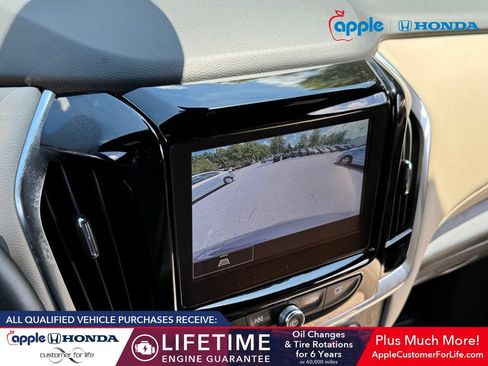 Used 2023 Chevrolet Traverse LT w/ LPO, Cargo Package AWD/4WD image 13