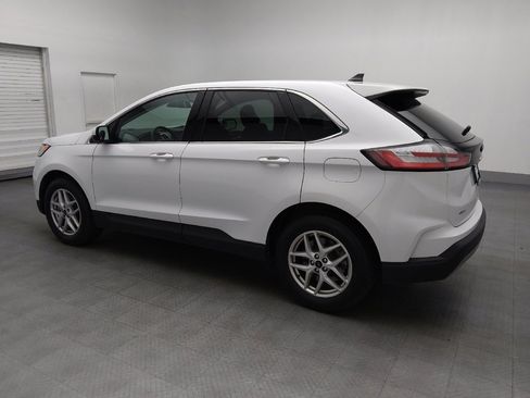 Used 2024 Ford Edge SEL image 3