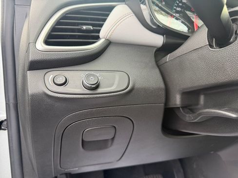 Used 2022 Chevrolet Trax LS w/ Tint and Cruise Package image 21