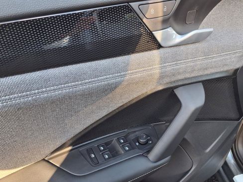 New 2025 Volkswagen Tiguan S image 11