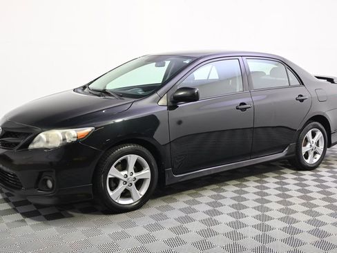 Used 2013 Toyota Corolla S FWD image 2