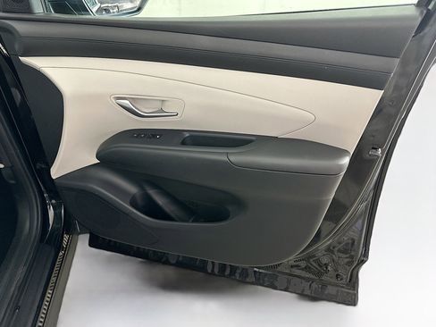 Used 2025 Hyundai Tucson SEL image 32