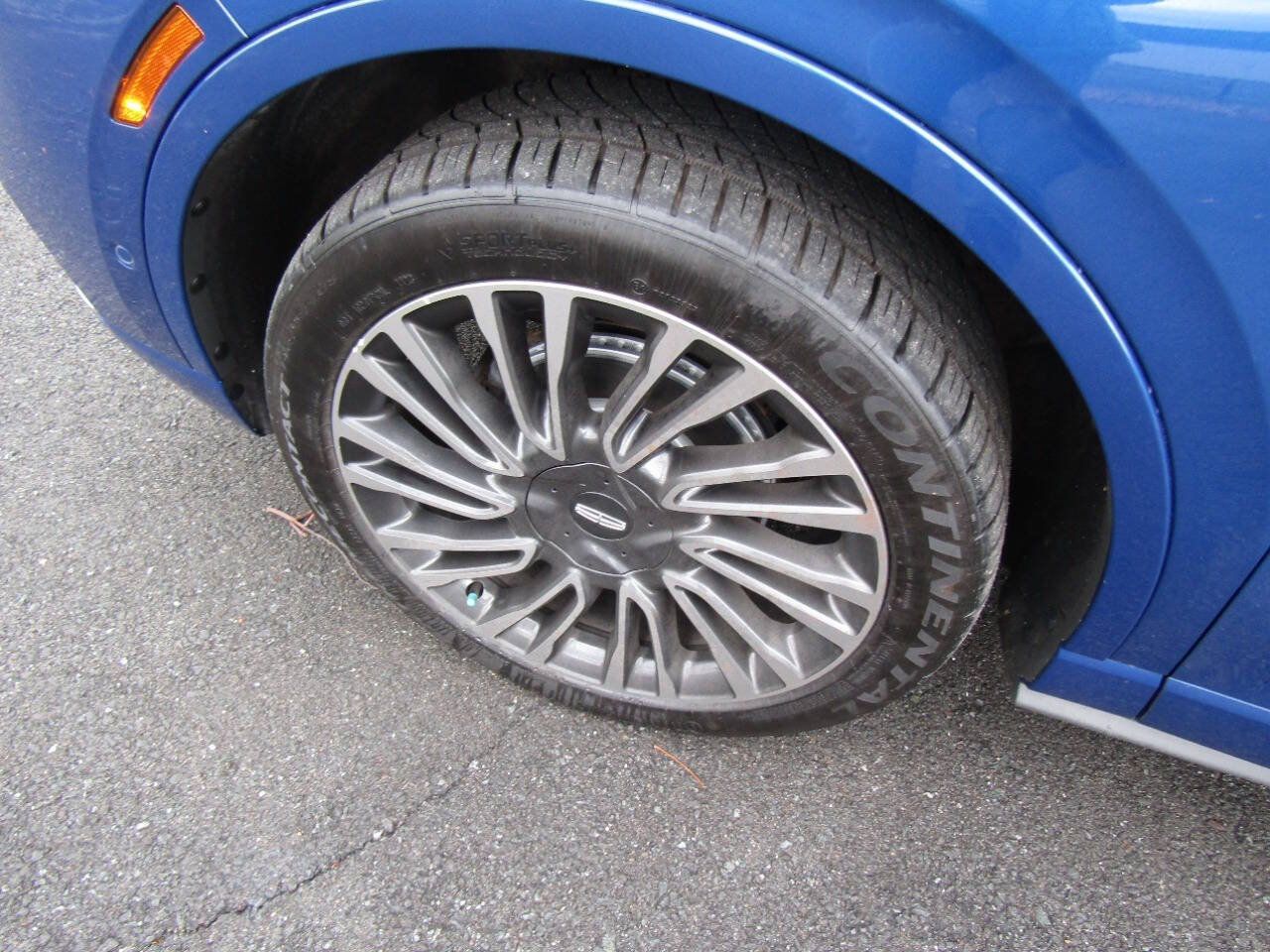 Used 2020 Lincoln Corsair Reserve w/ Equipment Group 201A AWD/4WD image 38
