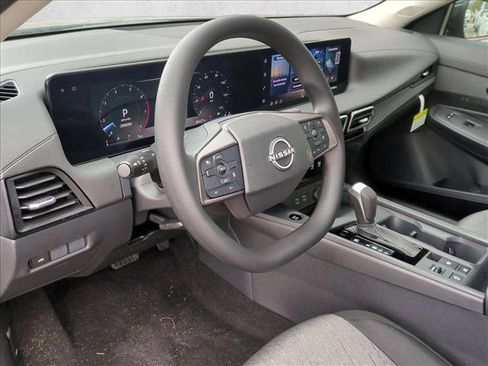 New 2026 Nissan Sentra SV image 3