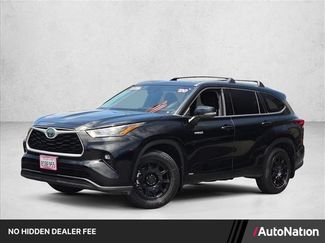 Used 2020 Toyota Highlander XLE AWD/4WD video 1