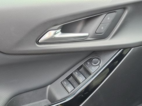 Used 2025 Chevrolet Equinox LT image 31