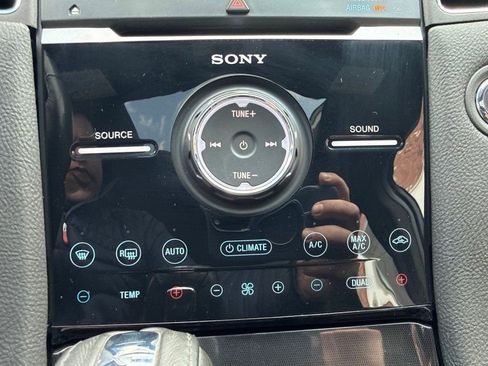 Used 2013 Ford Taurus Limited image 26