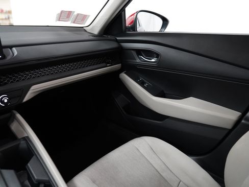 Used 2023 Honda Accord LX image 13