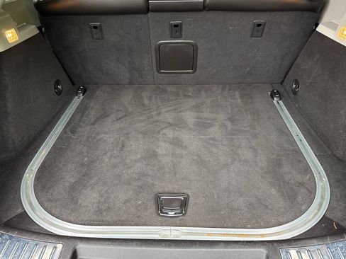 Used 2016 Cadillac SRX Luxury w/ Driver Awareness Package FWD image 15