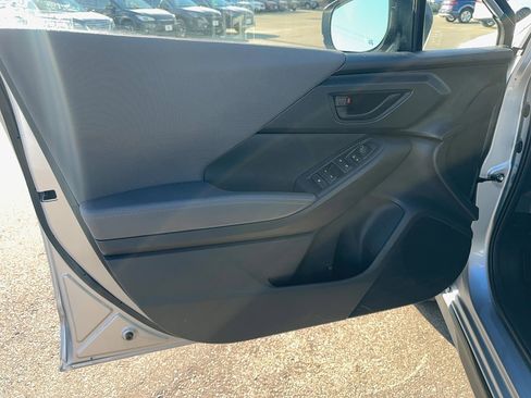 Certified 2025 Subaru Crosstrek 2.0i Premium image 14