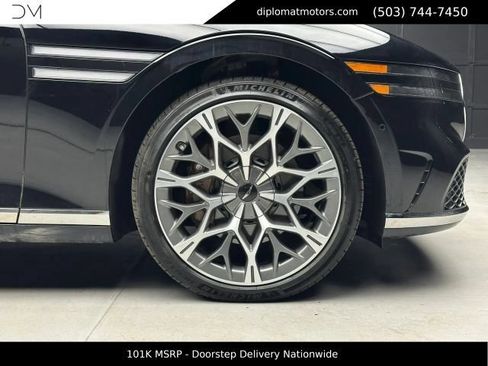 Used 2025 Genesis G90 3.5T AWD/4WD image 37