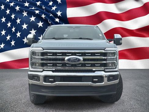 Certified 2024 Ford F250 Lariat w/ Lariat Ultimate Package AWD/4WD image 4