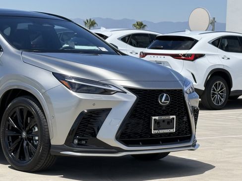 New 2026 Lexus NX 450h+ F Sport AWD/4WD image 3