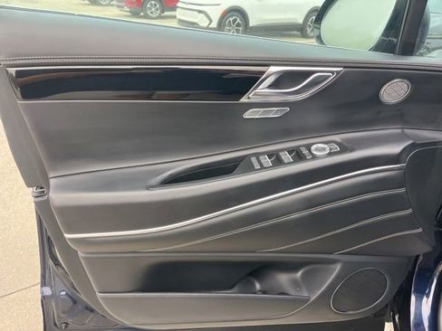 Used 2025 Genesis GV80 2.5T Standard image 15