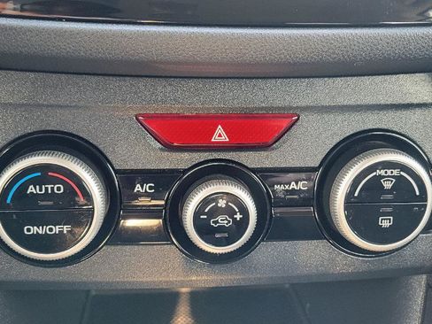 Used 2022 Subaru Crosstrek 2.0i image 21