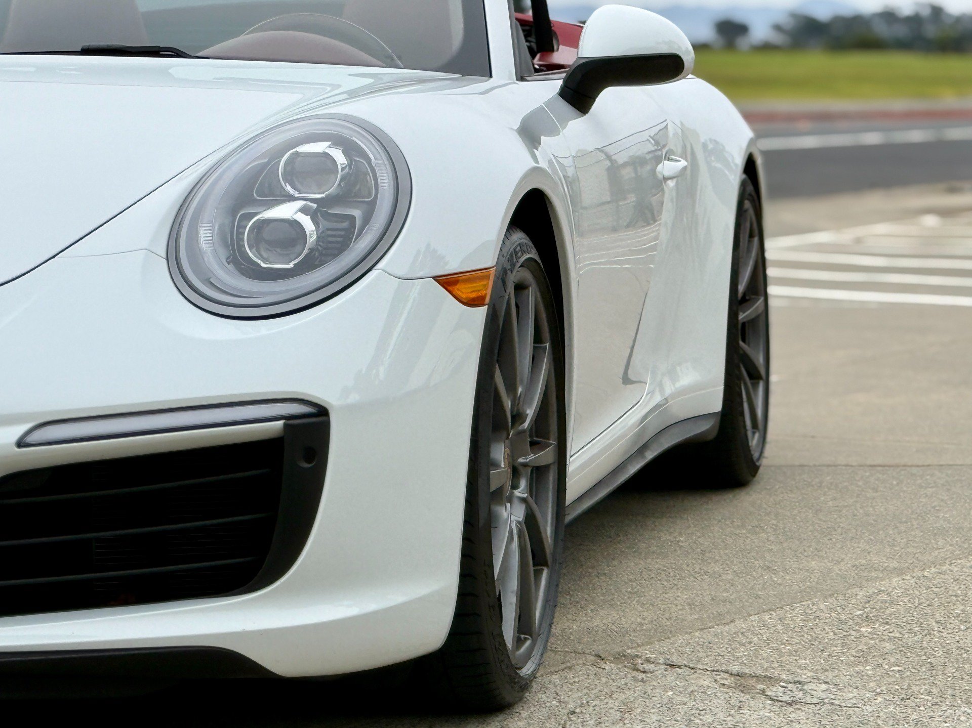 Used 2019 Porsche 911 Carrera 4S AWD/4WD image 15