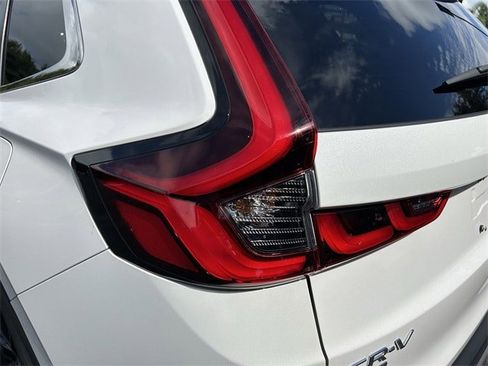 Used 2025 Honda CR-V Sport image 15