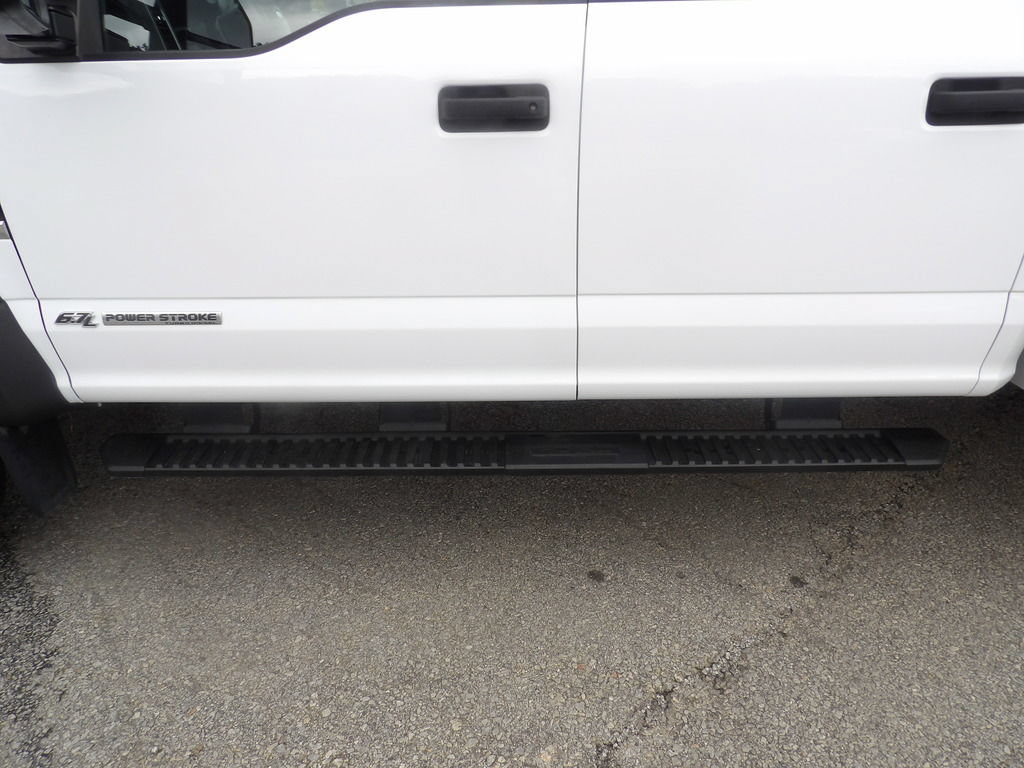 Used 2022 Ford F550 2WD Crew Cab Super Duty w/ Power Equipment Group image 45