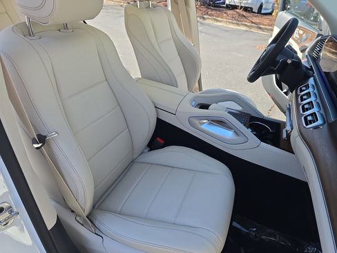 New 2026 Mercedes-Benz GLE 450 4MATIC image 10