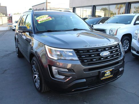 Used 2017 Ford Explorer Sport AWD/4WD image 8
