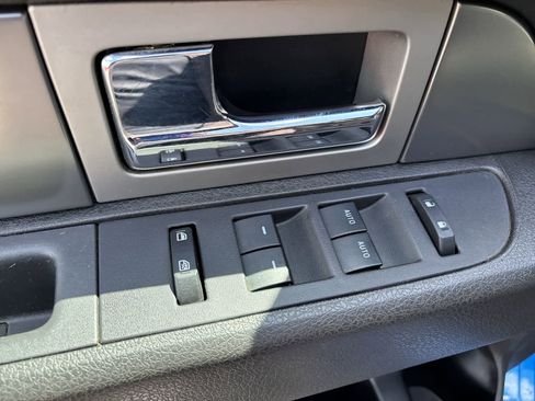 Used 2014 Ford F150 FX4 w/ Equipment Group 402A Luxury AWD/4WD image 9