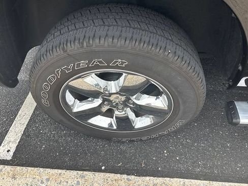 Used 2018 RAM 1500 Big Horn AWD/4WD image 5