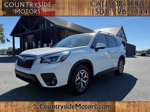 Used 2021 Subaru Forester Premium image 1