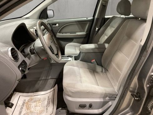 Used 2005 Ford Freestyle SEL image 9