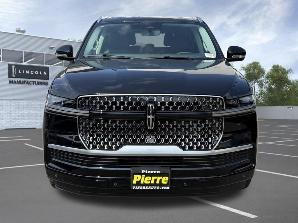 New 2027 Lincoln Navigator Premiere AWD/4WD image 5