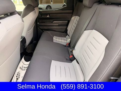 Used 2025 Toyota Tacoma TRD Sport image 8