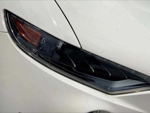 Used 2023 Maserati Levante GT AWD/4WD image 30
